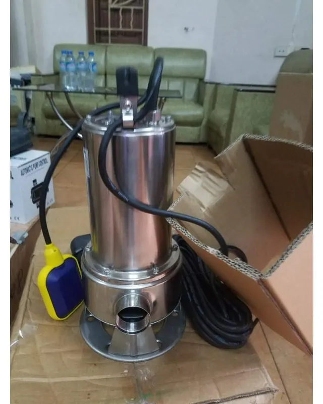 Bơm chìm inox Perotac so với hàng trôi nổi qua sáu tiêu chí